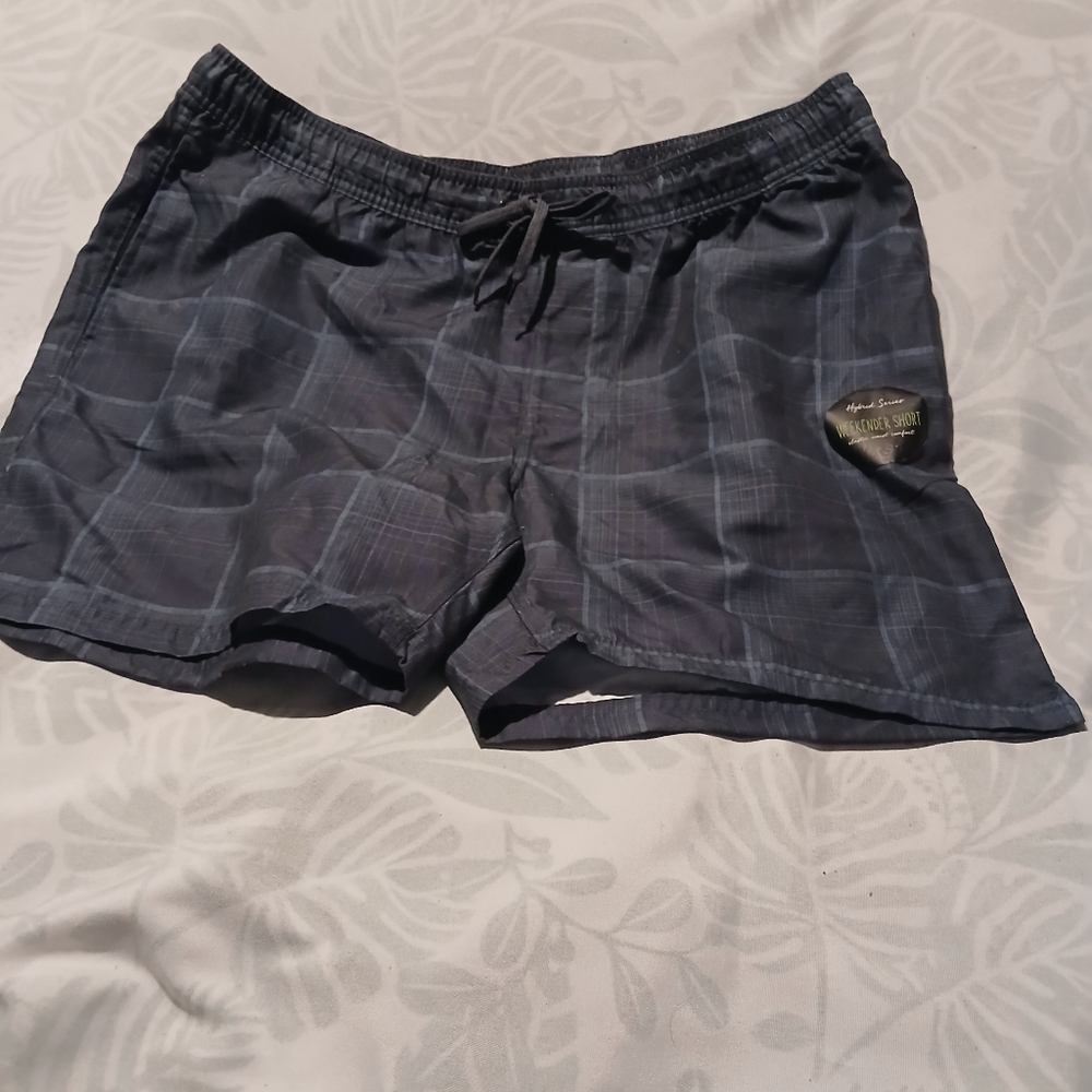 Burnside Mens NWT Shorts. Size XL.